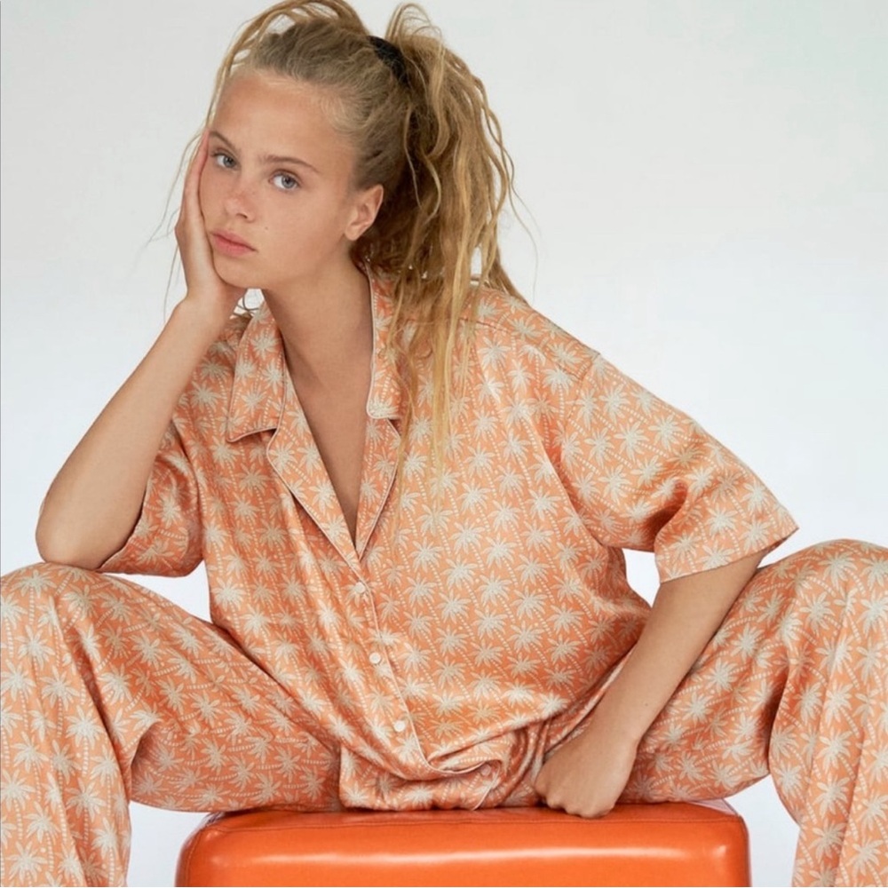 Zara palm tree pattern pajama style button down peach shirt, oversized XS
